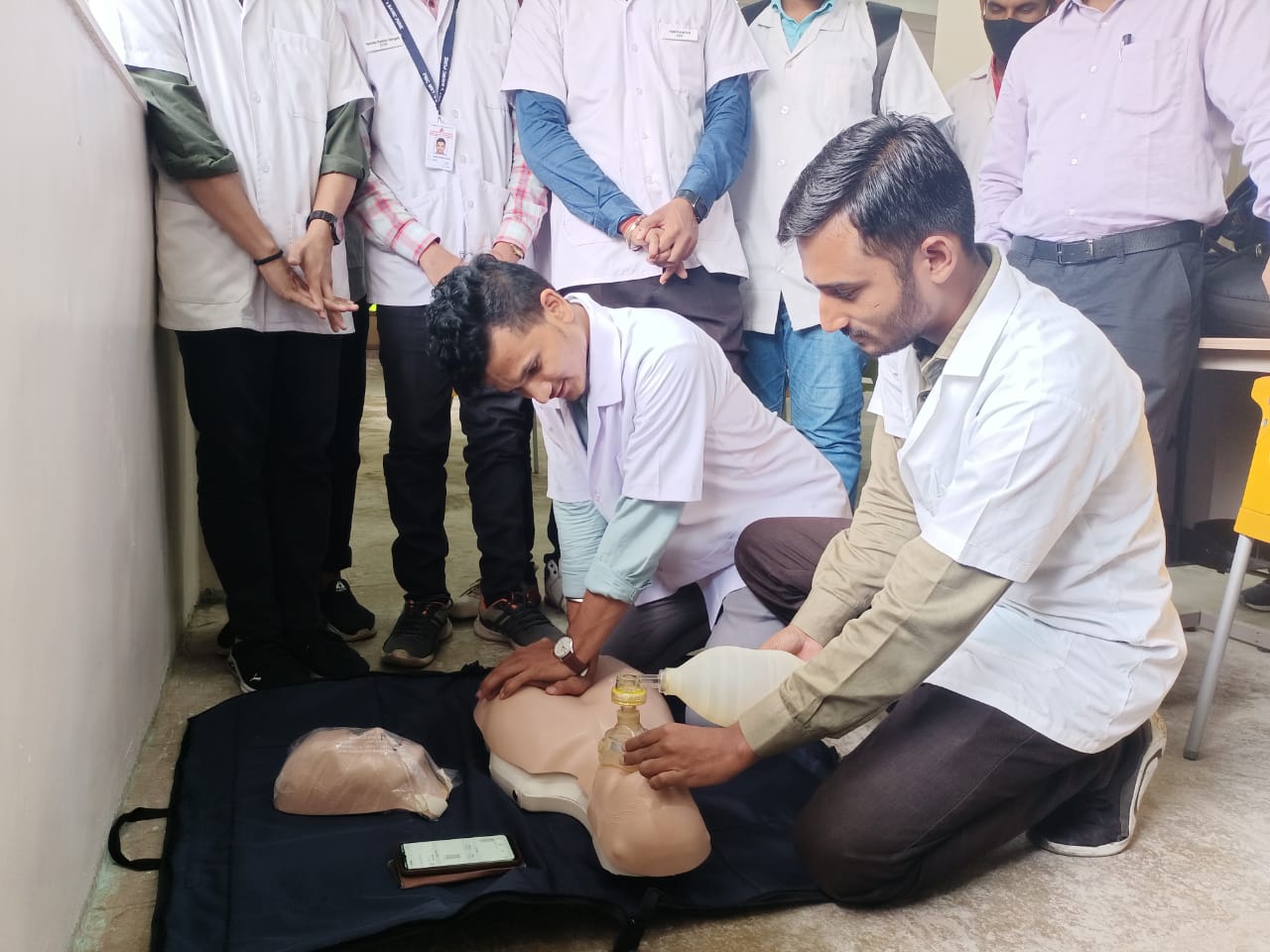Demonstration of CPR